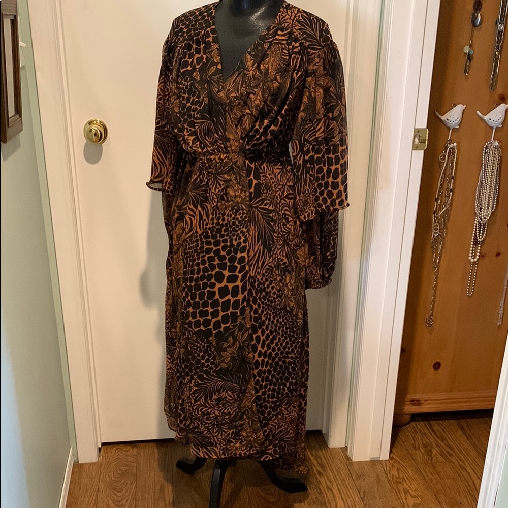 Chic Topshop Animal Print Dress. Sz 6. NWT
